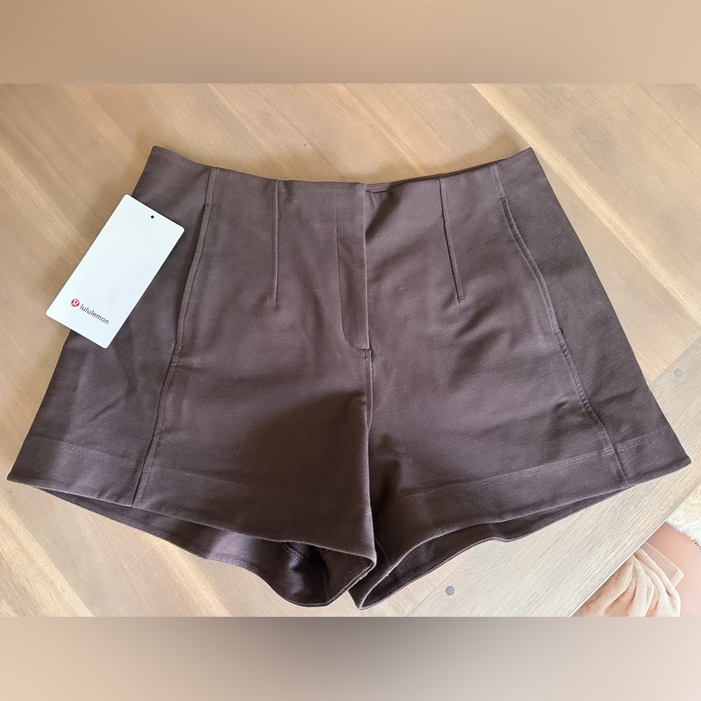 Lululemon Utilitech Relaxed -fit chocolate brown shorts 8